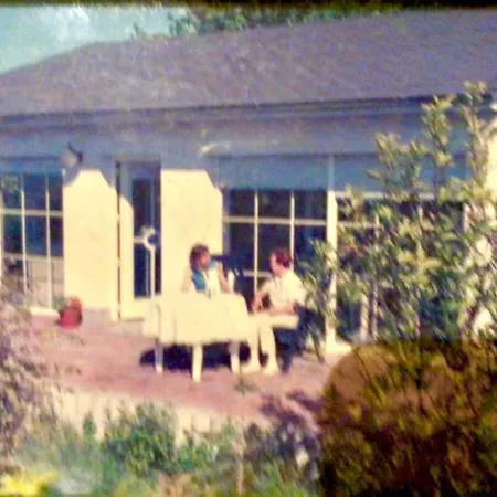 House On The Lagoon *